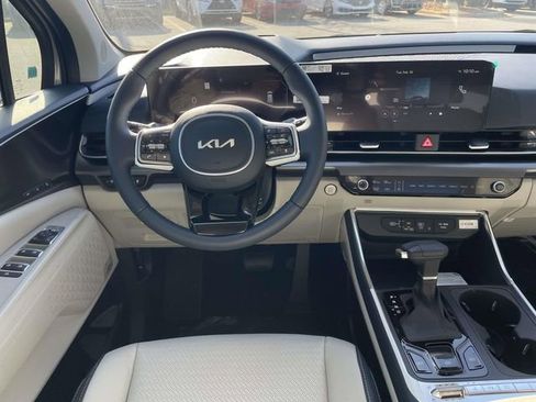 New 2026 Kia Carnival SX Prestige FWD image 3