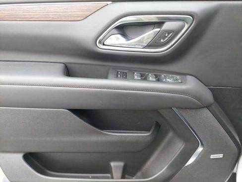 Used 2024 Chevrolet Suburban High Country image 47