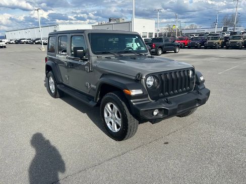 Used 2021 Jeep Wrangler Unlimited Sport AWD/4WD image 4