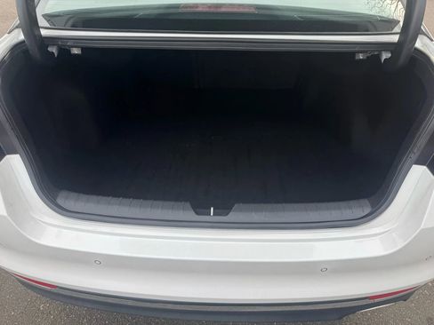 Used 2018 Kia Optima LX w/ 17" Alloy Wheels Package image 20