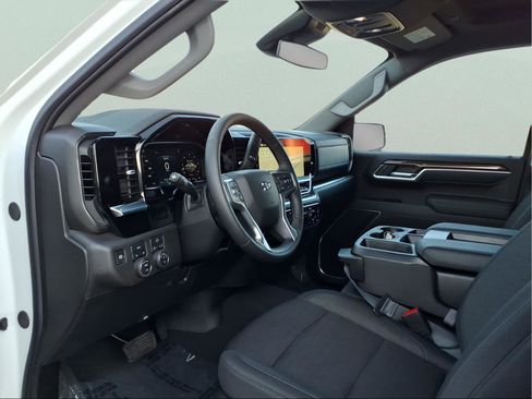 Used 2026 Chevrolet Silverado 1500 RST image 8
