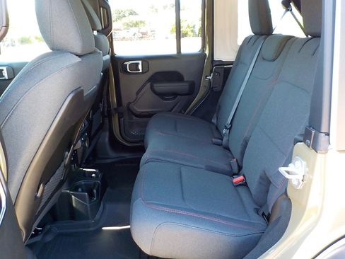 New 2025 Jeep Wrangler Unlimited Rubicon w/ Technology Group image 12