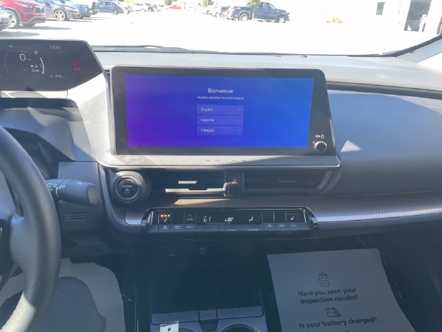 Used 2023 Toyota Prius XLE AWD/4WD image 12