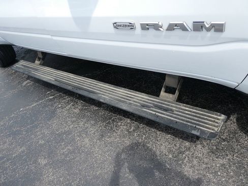 Used 2022 RAM 1500 Limited AWD/4WD image 13