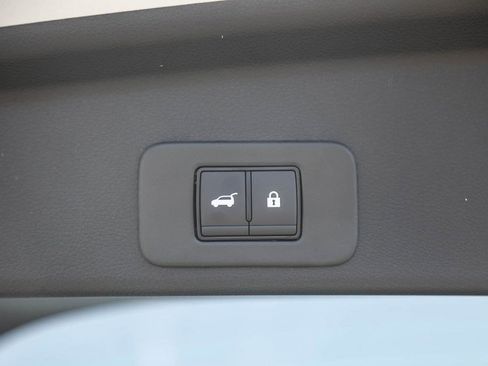 New 2026 Nissan Murano SV w/ Cargo Package AWD/4WD image 13