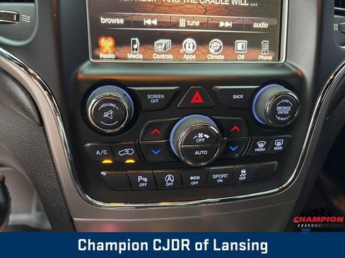 Used 2017 Jeep Grand Cherokee Altitude image 30