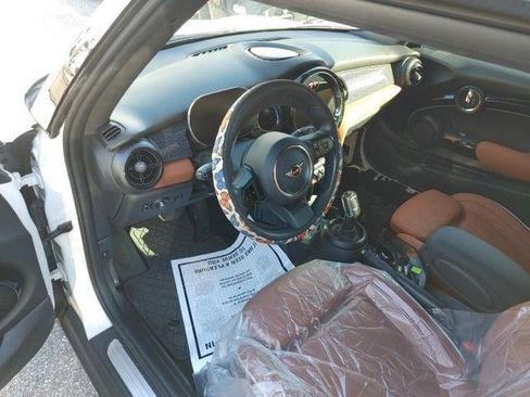 Used 2024 MINI Cooper Convertible w/ Signature Upholstery Package image 6