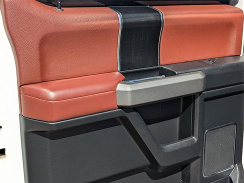 Used 2020 Ford F150 Platinum w/ Equipment Group 701A Luxury image 23