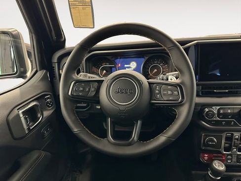 New 2025 Jeep Wrangler Unlimited Rubicon 392 image 12