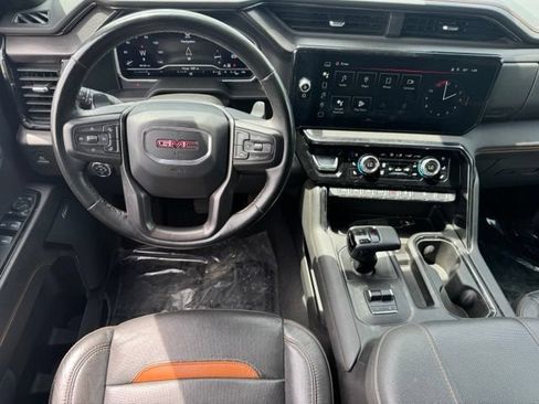 Certified 2023 GMC Sierra 1500 AT4 w/ Technology Package AWD/4WD image 15