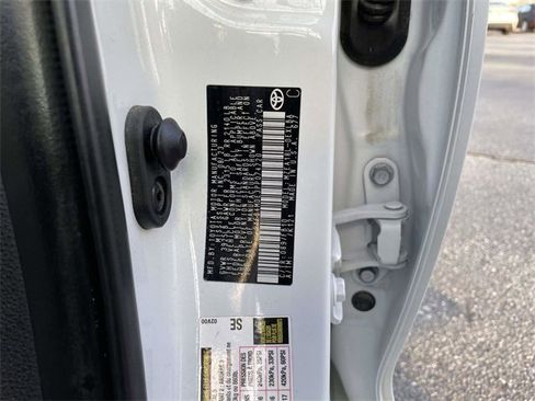 Used 2023 Toyota Corolla LE w/ LE Convenience Package image 32