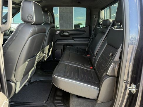 Used 2022 GMC Sierra 1500 AT4X AWD/4WD image 9