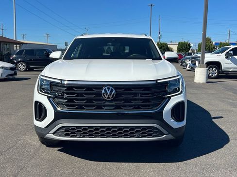 Used 2024 Volkswagen Atlas Cross Sport SE AWD/4WD image 4