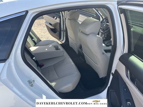 Used 2018 Honda Accord Touring image 26