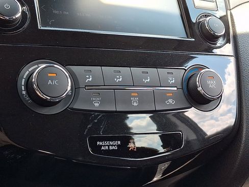 Used 2020 Nissan Rogue Sport S AWD/4WD image 15