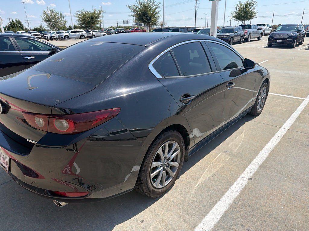 Used 2024 MAZDA MAZDA3 s FWD image 4