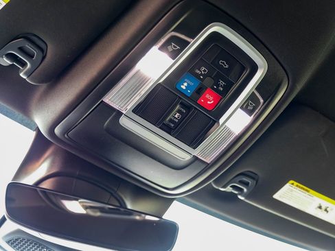 Used 2020 RAM 3500 Limited image 21