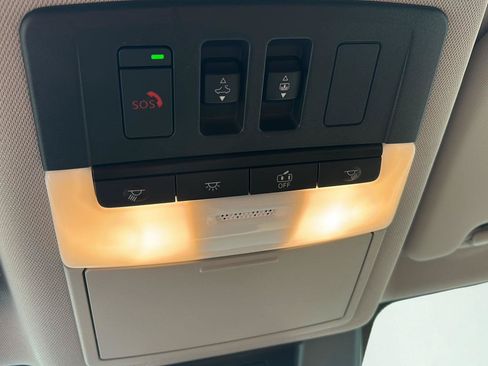 Used 2023 Nissan Rogue Platinum w/ Platinum Premium Package AWD/4WD image 18