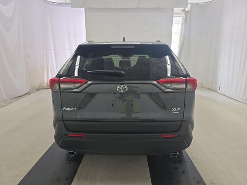 Used 2021 Toyota RAV4 XLE w/ Convenience Package AWD/4WD image 5