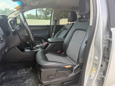 Used 2016 Chevrolet Colorado Z71 AWD/4WD image 12