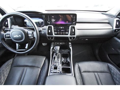 Used 2023 Kia Sorento SX Prestige AWD/4WD image 10