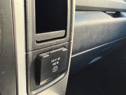 Used 2017 RAM 1500 Big Horn image 24