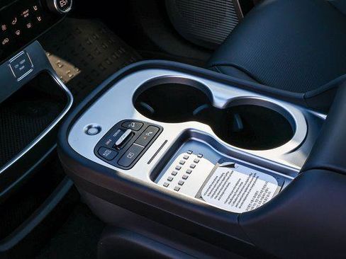 New 2026 Hyundai Ioniq 9 Limited image 21