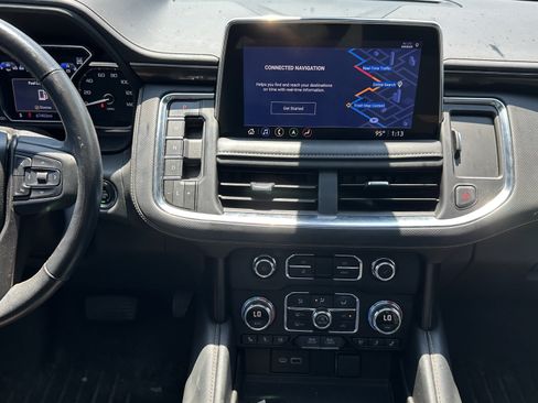 Used 2021 GMC Yukon AT4 w/ AT4 Premium Package AWD/4WD image 31