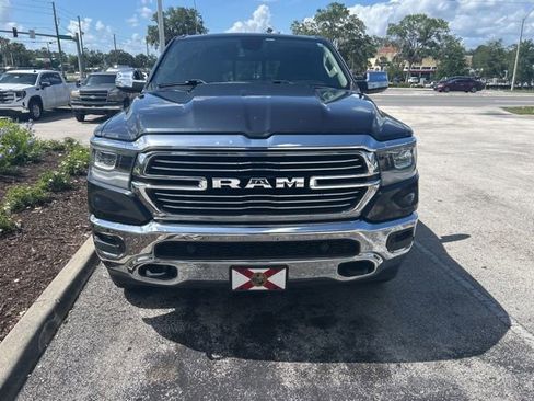 Used 2020 RAM 1500 Laramie AWD/4WD image 2