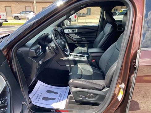 Used 2020 Ford Explorer ST w/ ST Street Pack image 14