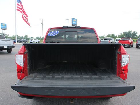Used 2021 Nissan Titan SV w/ SV Convenience Package AWD/4WD image 21