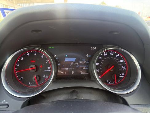 Used 2019 Toyota Camry XSE FWD image 7