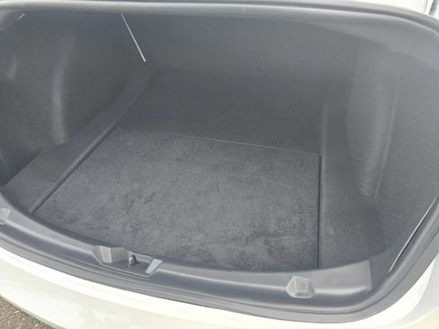 Used 2020 Tesla Model 3 Standard Range image 17