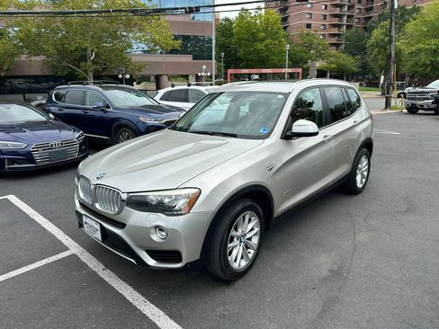 Used 2016 BMW X3 xDrive28i AWD/4WD image 4