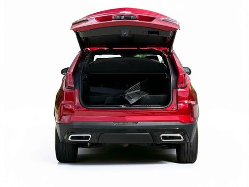 Certified 2024 Cadillac XT4 Premium Luxury w/ Technology Package FWD image 14