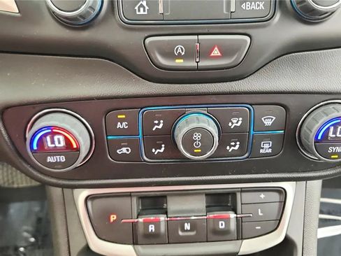 Used 2023 GMC Terrain SLT FWD image 26