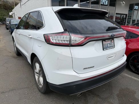 Used 2018 Ford Edge SEL AWD/4WD image 2