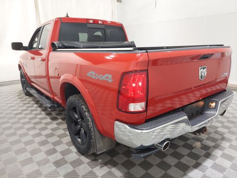 Used 2018 RAM 1500 SLT AWD/4WD image 2