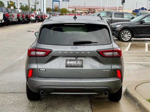 Certified 2023 Ford Escape ST-Line image 4