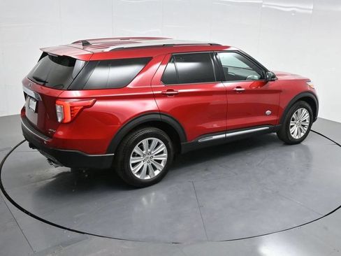 Used 2024 Ford Explorer King Ranch w/ Technology Package AWD/4WD image 56