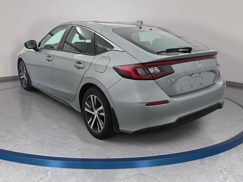Used 2024 Honda Civic LX image 7