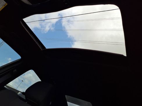 Used 2022 Dodge Charger Scat Pack RWD image 6