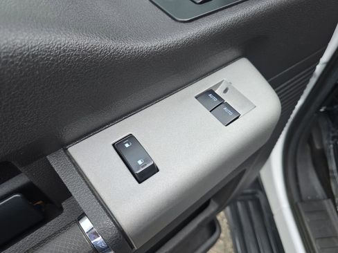 Used 2015 Ford F250 Lariat w/ Camper Package image 24