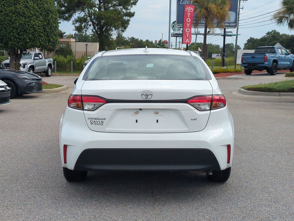 Certified 2024 Toyota Corolla LE FWD image 4
