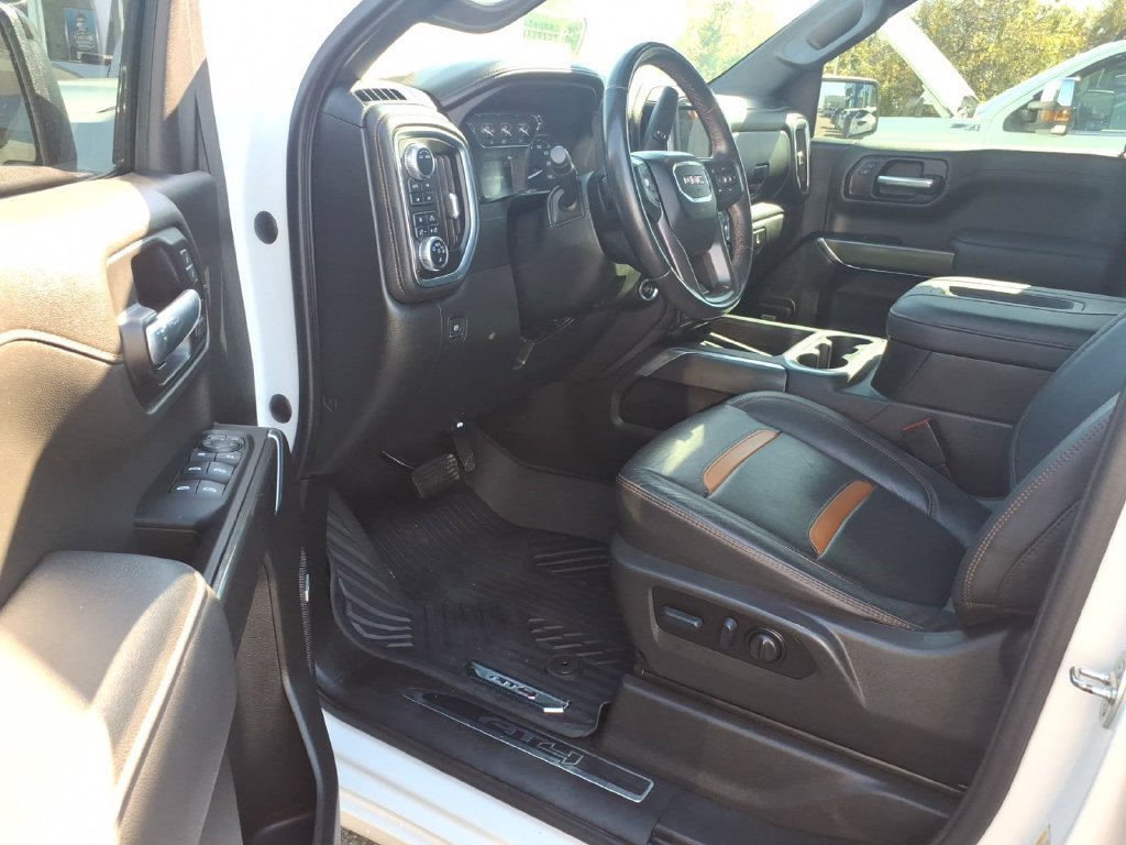 Used 2022 GMC Sierra 1500 AT4 w/ AT4 Preferred Package AWD/4WD image 6