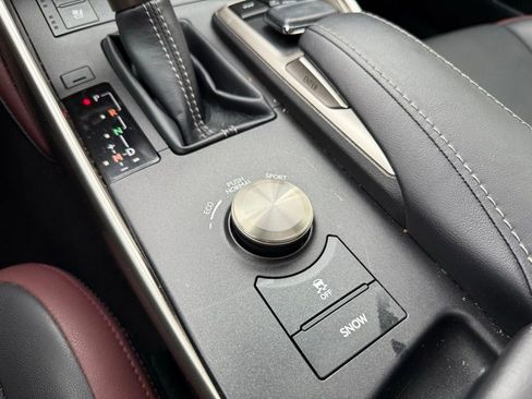 Used 2018 Lexus IS 300 w/ Comfort Package image 15