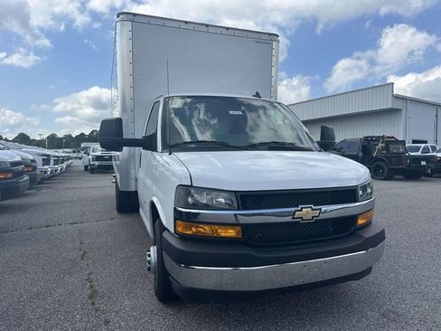 New 2024 Chevrolet Express 3500 w/ Power Convenience Package RWD image 5