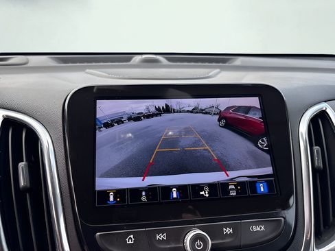Used 2022 Chevrolet Equinox Premier AWD/4WD image 42