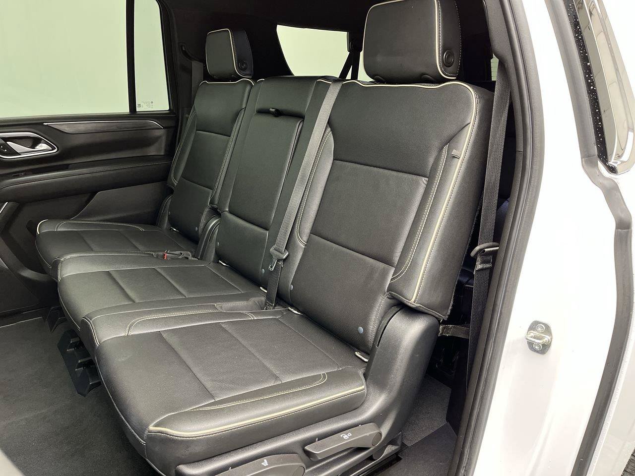 Certified 2022 GMC Yukon XL SLT AWD/4WD image 13