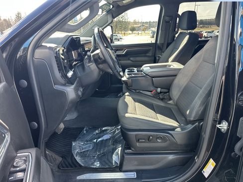 Certified 2024 Chevrolet Silverado 2500 LT w/ Convenience Package image 14